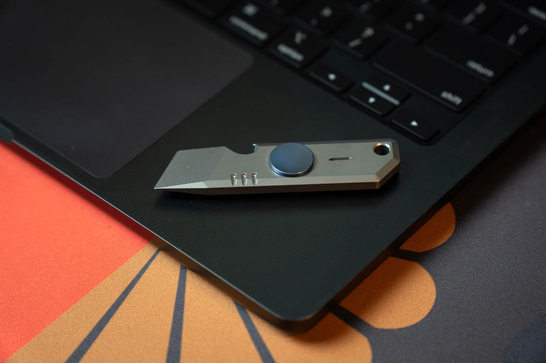 Titanium Pry Bar Spinner